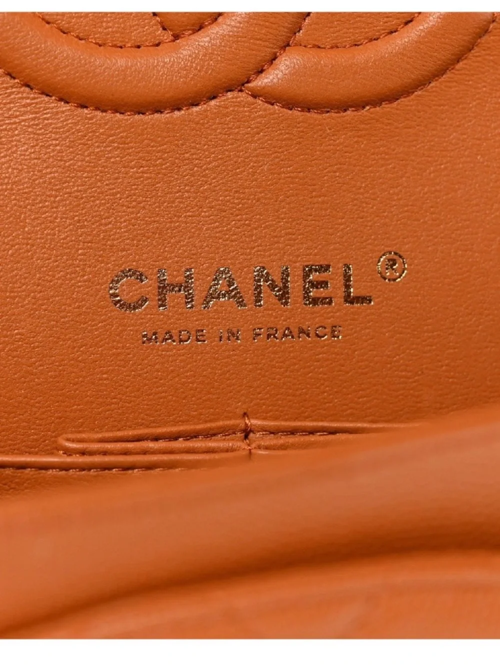 Chanel Caviar Classic Flap Bag - Picture 3 of 9